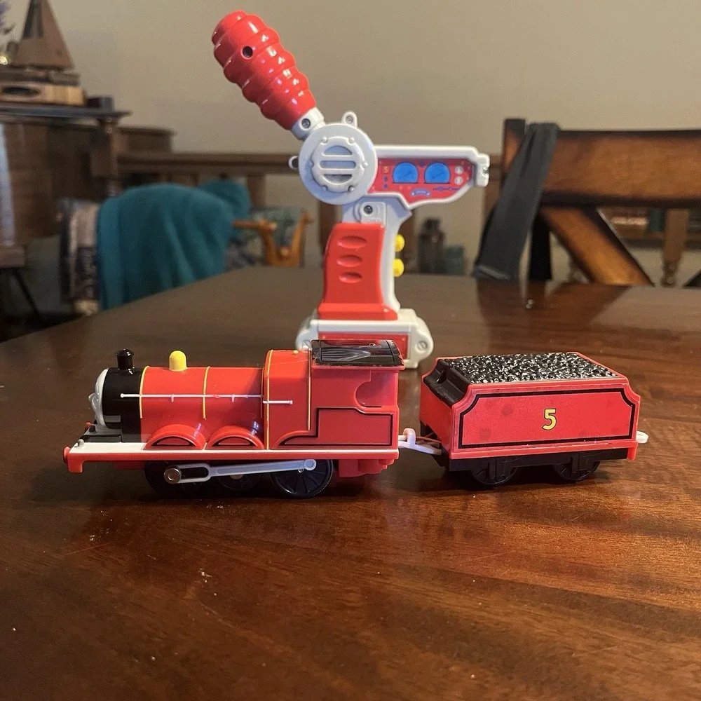 Thomas‎ TrackMaster RC James Remote Control Motorized Train Set TESTED WORKS